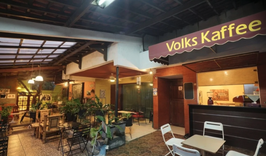 12 Cafe  di Jakarta  Timur Yang Keren dan Instagramable